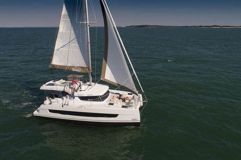 Book yachts online - catamaran - Bali Catspace - Moje sunce - rent