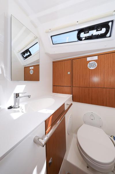 Book yachts online - sailboat - Bavaria Cruiser 46 Style - Hana - rent
