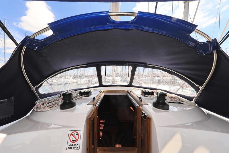 Book yachts online - sailboat - Bavaria Cruiser 46 - Angel - rent