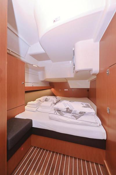 Book yachts online - sailboat - Bavaria Cruiser 51 - Bonnytta - rent