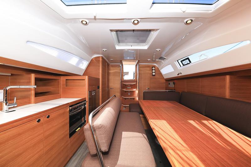 Book yachts online - sailboat - Elan 45.1 Impression - Anaya - rent