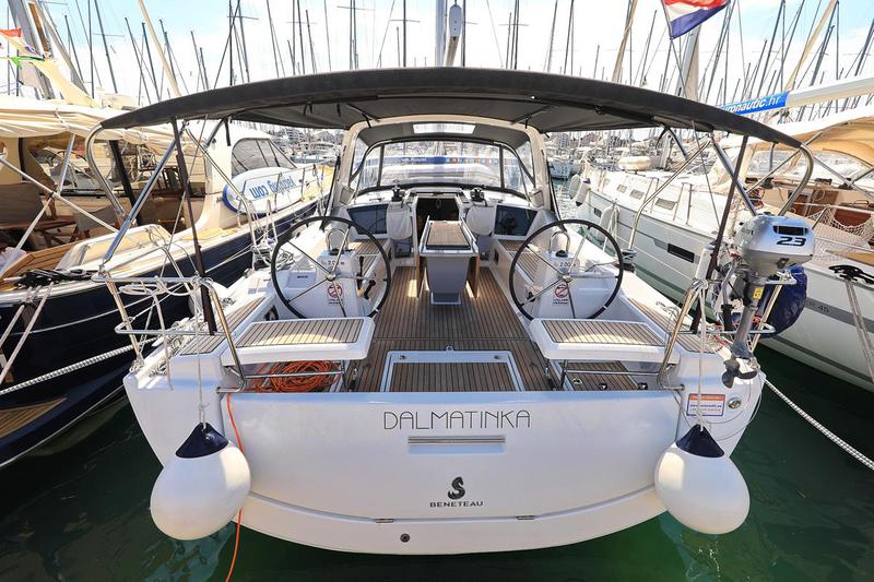 Book yachts online - sailboat - Oceanis 41.1 - Dalmatinka - rent