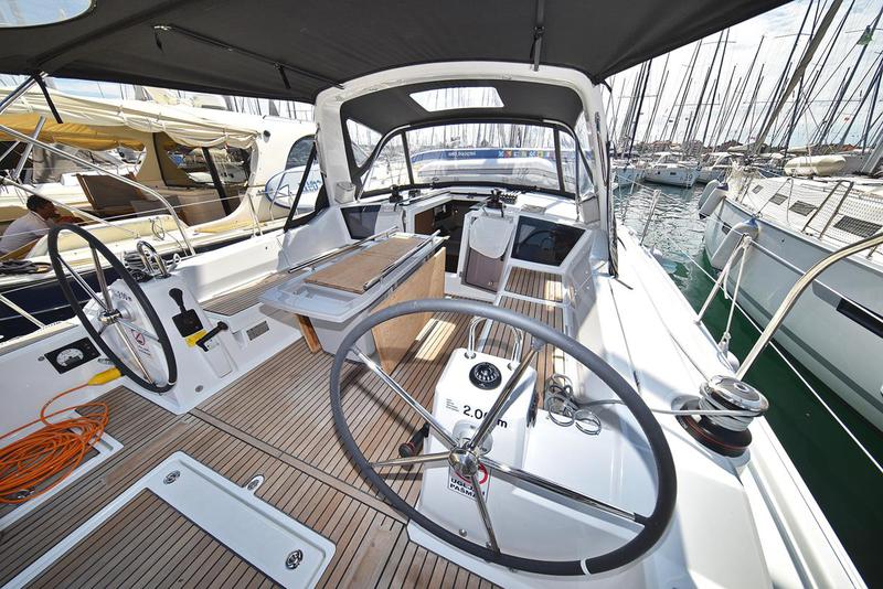 Book yachts online - sailboat - Oceanis 41.1 - Dalmatinka - rent
