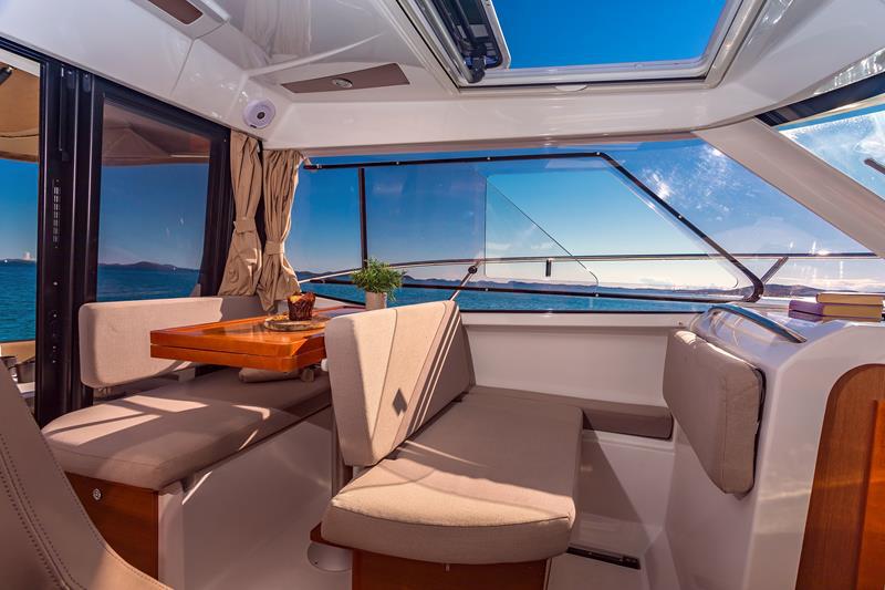 Book yachts online - motorboat - Merry Fisher 855 - Dobrila - rent