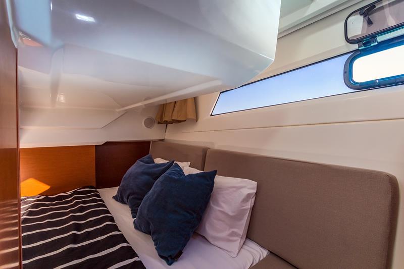 Book yachts online - motorboat - Merry Fisher 855 - Dobrila - rent