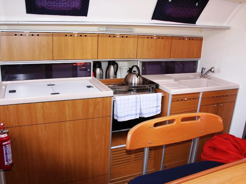 Book yachts online - sailboat - Harmony 42 - Nerina - rent