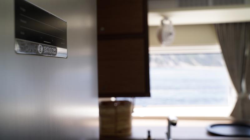 Book yachts online - catamaran - Lagoon 52 - Blue Velvet - rent