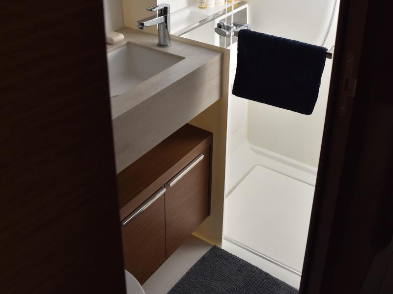 Book yachts online - catamaran - Lagoon 46 - NOTORIOUS Air Condition Generator Watermaker - rent