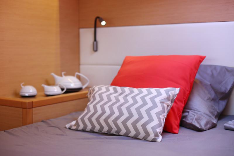 Book yachts online - catamaran - Lagoon 52 - SEA DWELLER  - rent