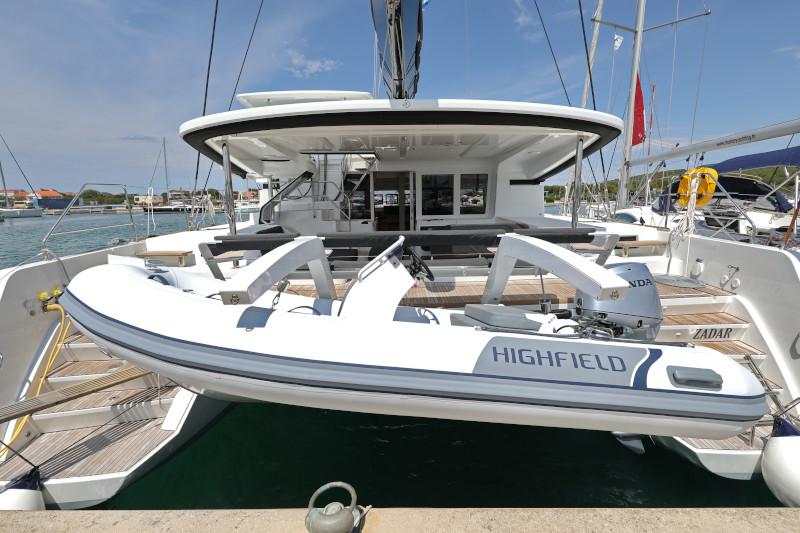 Book yachts online - catamaran - Lagoon 52 - SEA DWELLER  - rent