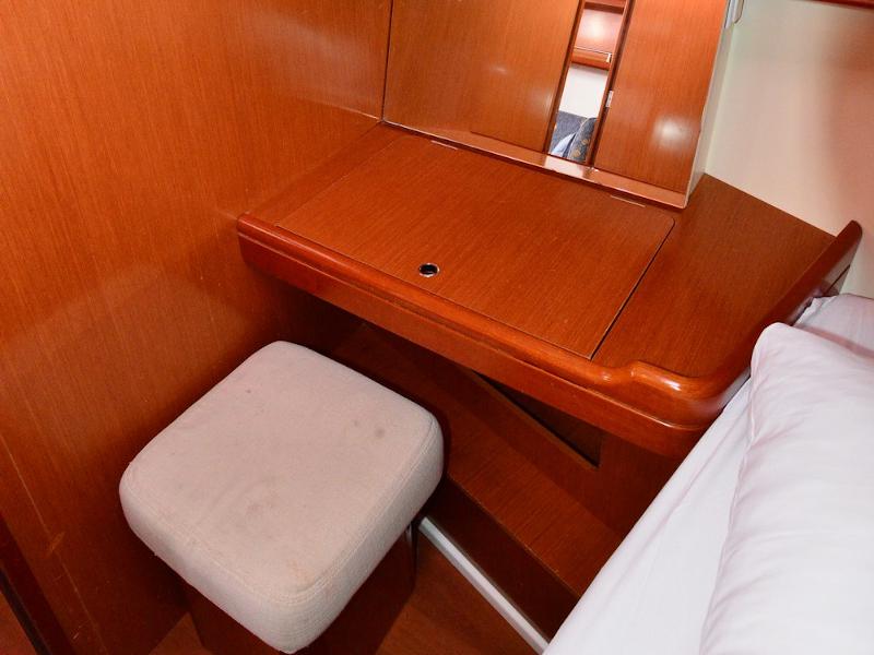Book yachts online - sailboat - Oceanis 37 - MARINA (low budget monohull!)  - rent