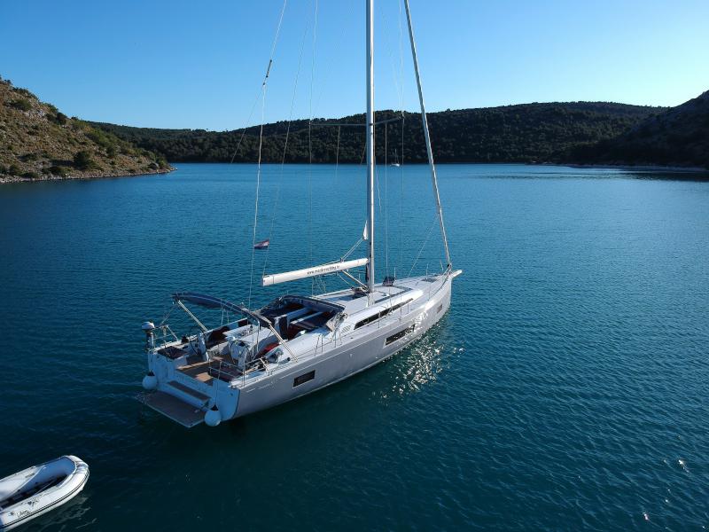 Book yachts online - sailboat - Oceanis 51.1 - GREY GOOSE  - rent