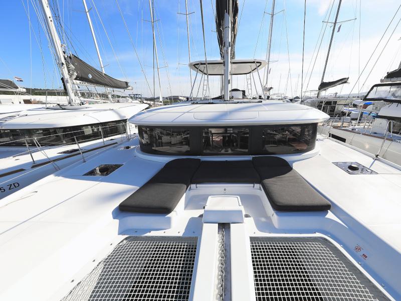 Book yachts online - catamaran - Lagoon 46 - DEEPSEA Air Condition Generator Watermaker - rent