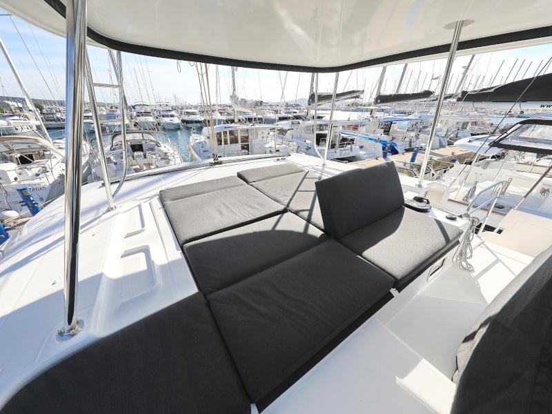 Book yachts online - catamaran - Lagoon 46 - DEEPSEA Air Condition Generator Watermaker - rent