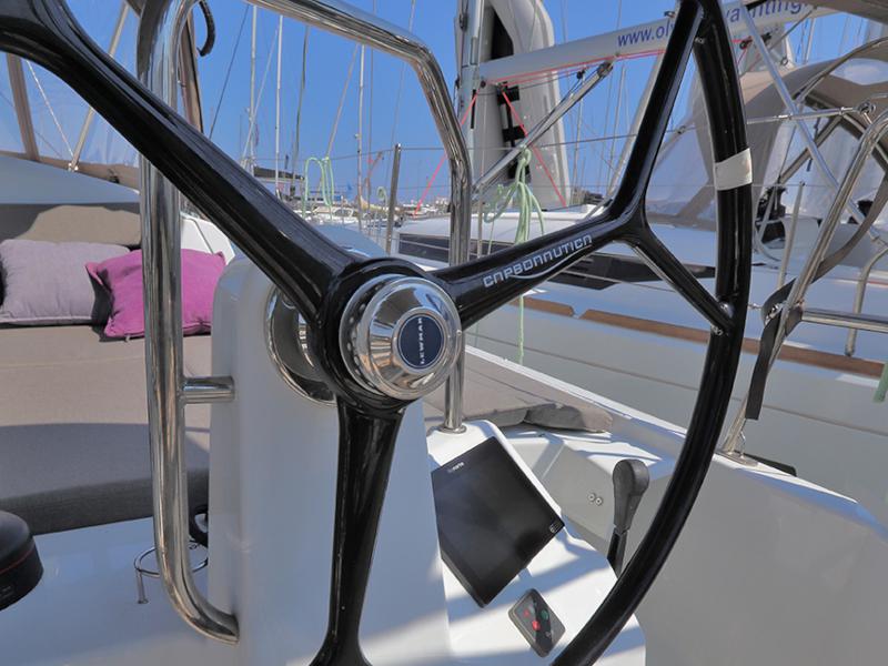 Book yachts online - sailboat - Sun Odyssey 440 - Ermis  - rent
