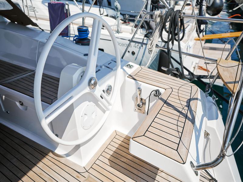 Book yachts online - sailboat - Elan 45 Impression - Katija - rent