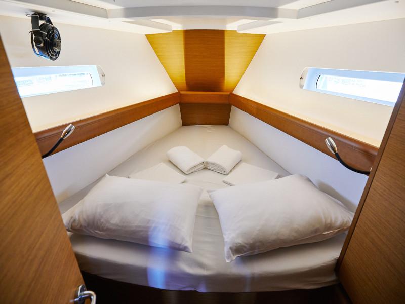 Book yachts online - sailboat - Sun Odyssey 449 - Incognito - rent