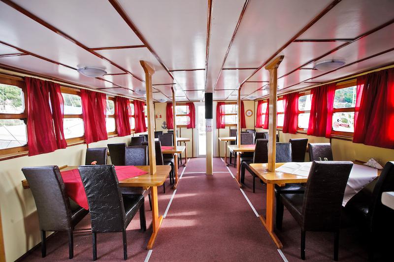 Book yachts online - motorboat - Motoryacht Voscica - Voscica - rent