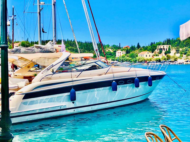 Book yachts online - motorboat - Bavaria 42 Sport - Sport 44ft Open - rent