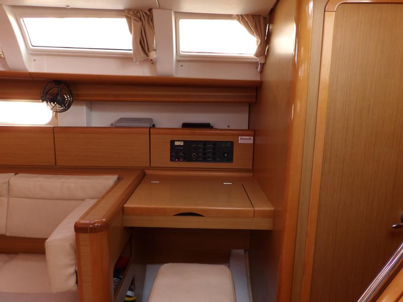 Book yachts online - sailboat - Sun Odyssey 44i - Sofia+BowThruster - rent