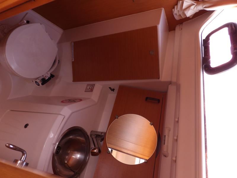 Book yachts online - sailboat - Sun Odyssey 36i - Marina - rent