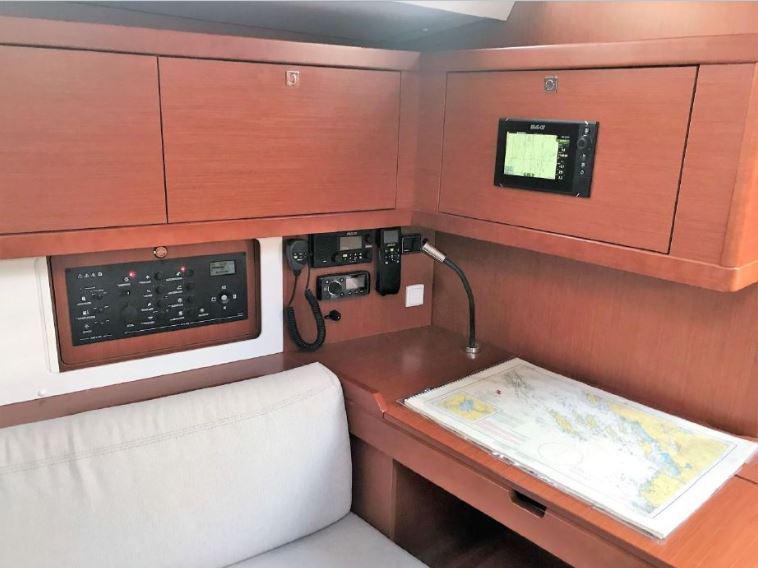 Book yachts online - sailboat - Oceanis 45 - MARINA - rent
