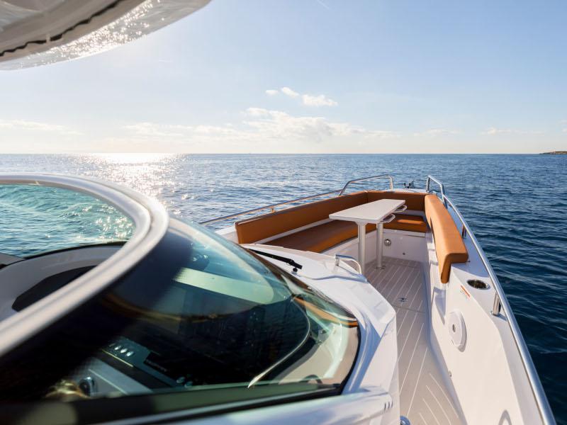Book yachts online - motorboat - Axopar 28 T-Top - Maliza - rent