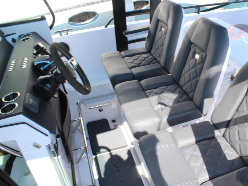 Book yachts online - motorboat - Axopar 37  Sun Top - DANIJELA - rent