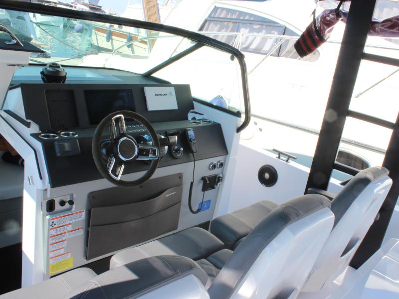 Book yachts online - motorboat - Axopar 37  Sun Top - DANIJELA - rent