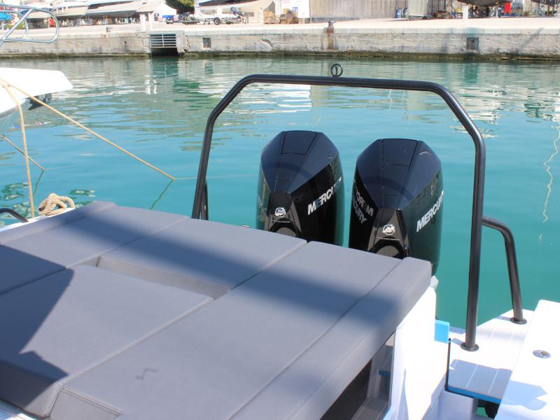 Book yachts online - motorboat - Axopar 37  Sun Top - DANIJELA - rent