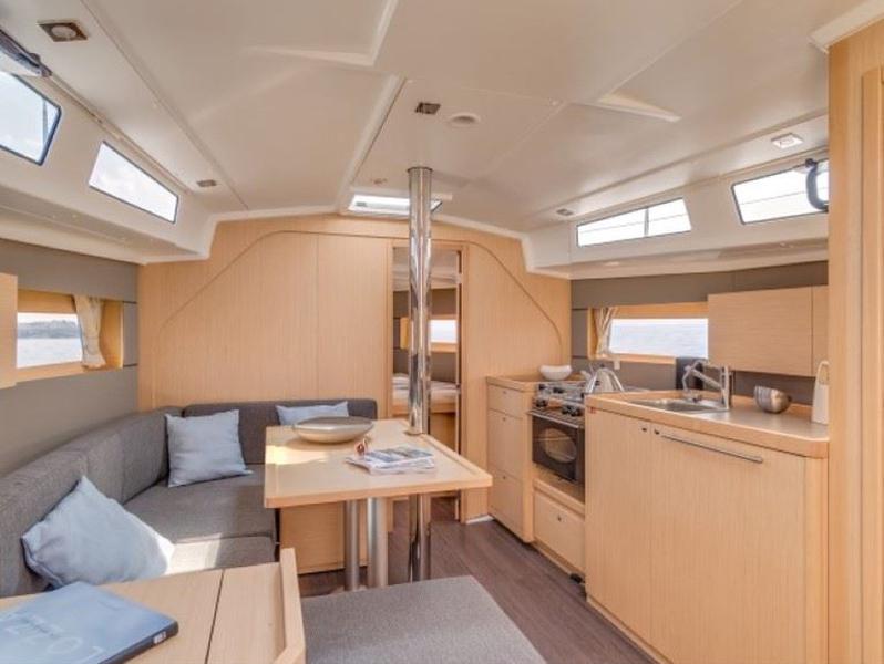 Book yachts online - sailboat - Oceanis 38.1 - PRES- 38O-21-I - rent