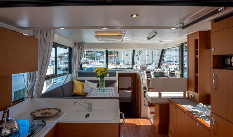 Book yachts online - motorboat - Swift Trawler 41 (2020) - JUDITA - rent