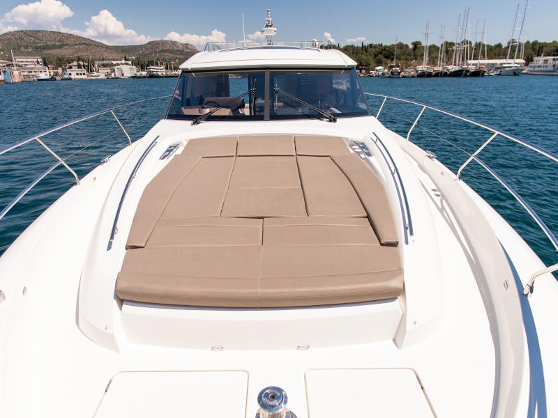 Book yachts online - motorboat - Prestige 550S - Atonika - rent