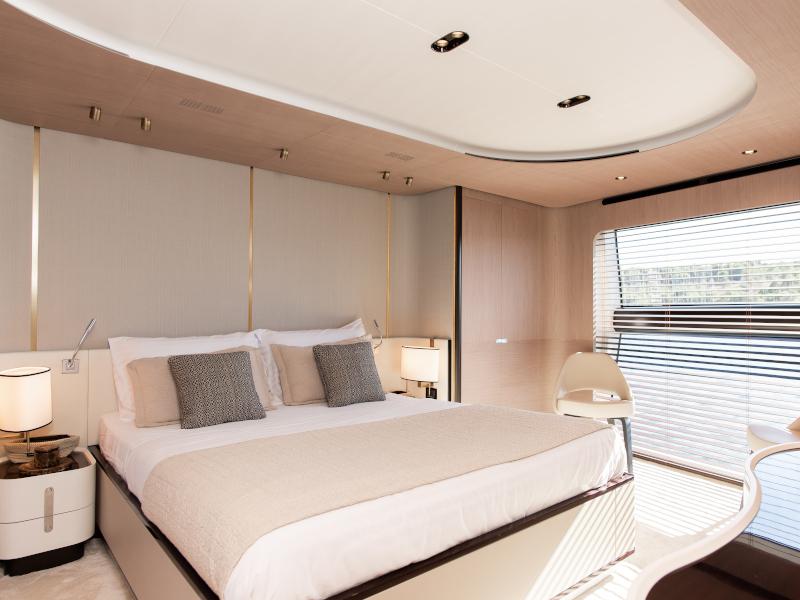 Book yachts online - motorboat - Azimut Grande 27 Metri - Dawo - rent