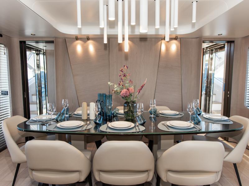 Book yachts online - motorboat - Azimut Grande 27 Metri - Dawo - rent