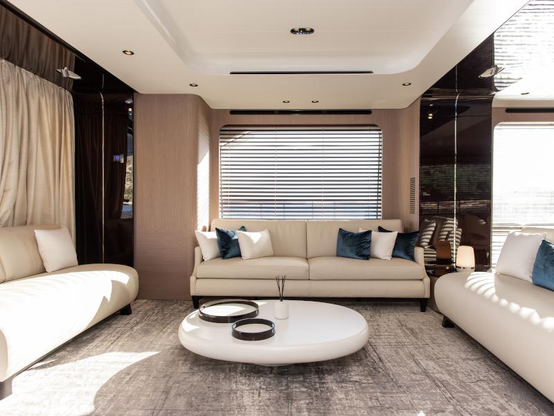 Book yachts online - motorboat - Azimut Grande 27 Metri - Dawo - rent