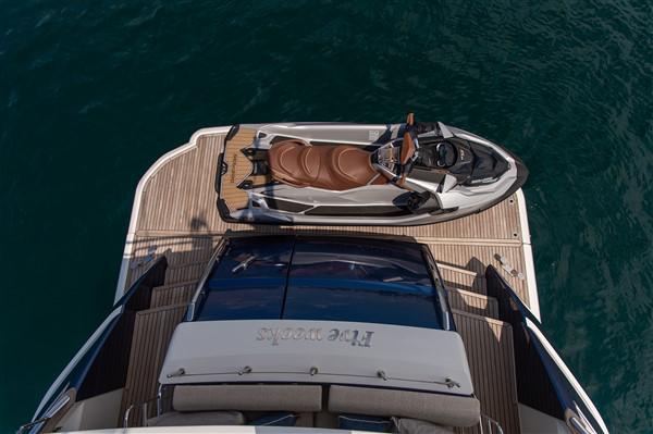 Book yachts online - motorboat - Monte Carlo Yacht 66 - Five Weeks - rent
