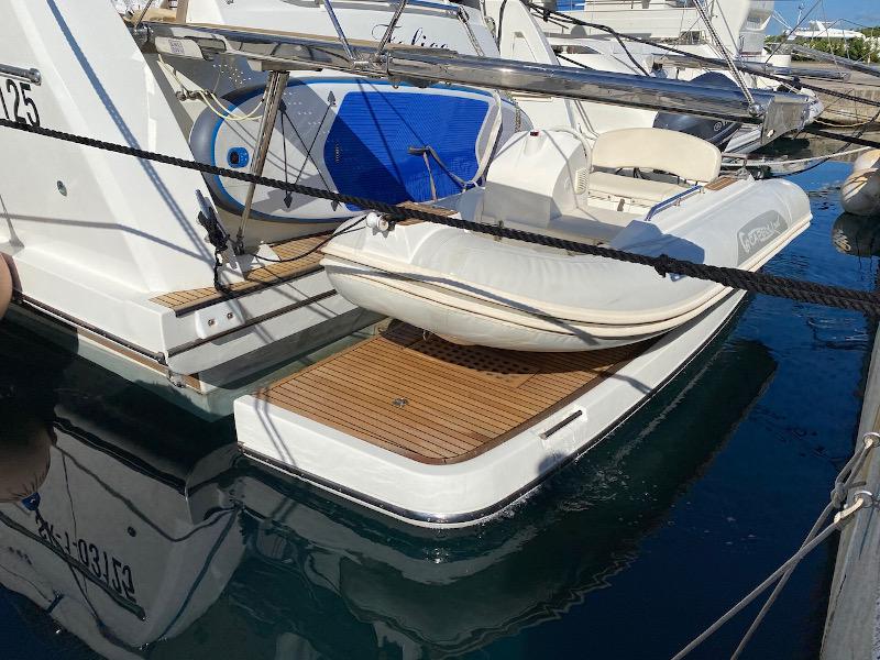 Book yachts online - motorboat - Prestige 550 Fly - Floria - rent