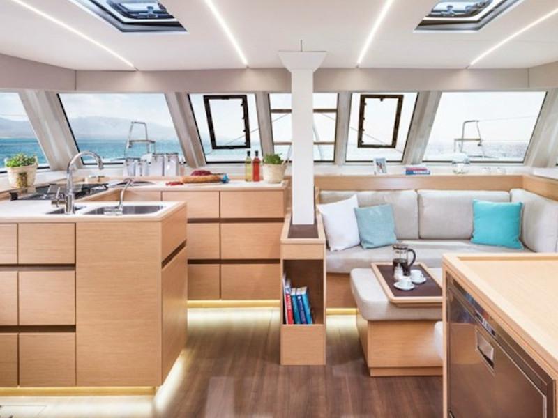 Book yachts online - catamaran - Nautitech 46 Fly A/C &amp; GEN &amp; WM - AQUAHOLIC - rent