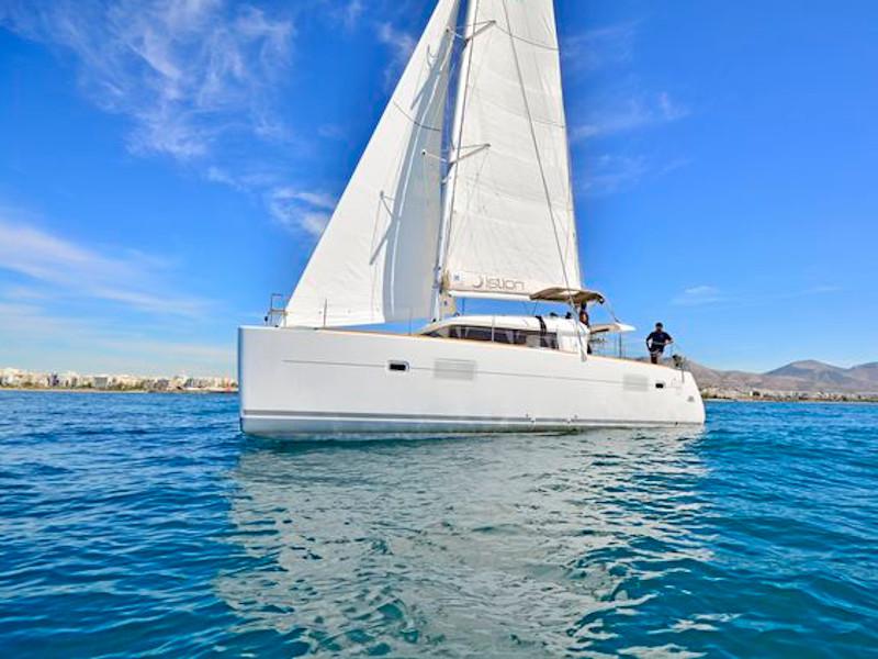 Book yachts online - catamaran - Lagoon 400S2 - GETAWAY - rent