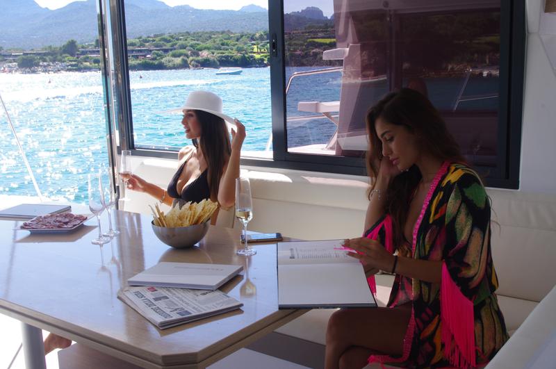 Book yachts online - catamaran - Bali 4.3 - Hogwarts - rent
