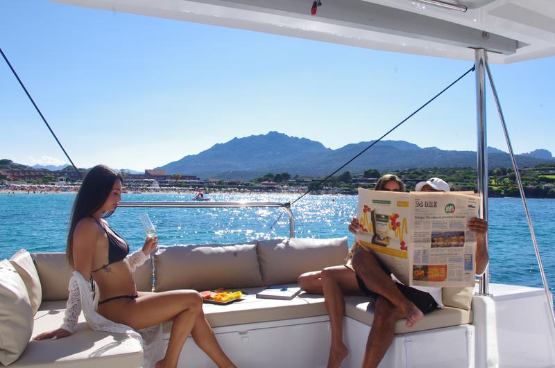 Book yachts online - catamaran - Bali 4.3 - Hogwarts - rent