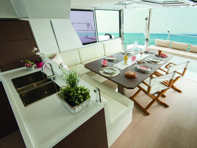 Book yachts online - catamaran - Bali 4.8 - Olea Crewed Elegant Pack - rent