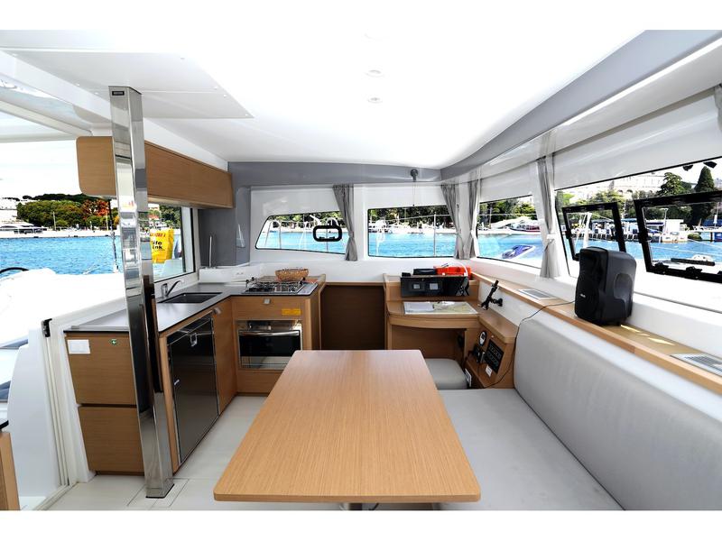 Book yachts online - catamaran - Excess 12 - Kiss Me Twice - rent
