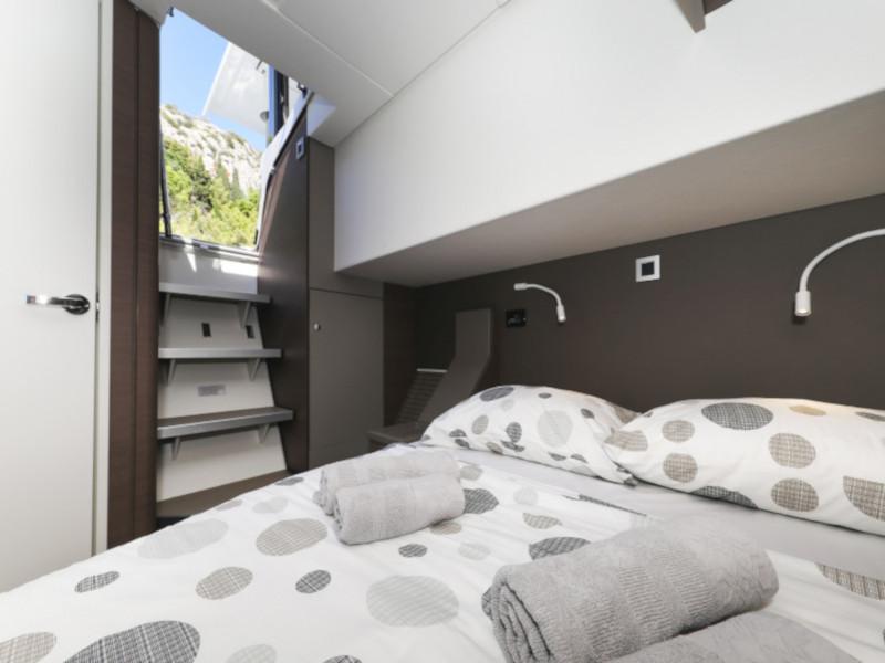 Book yachts online - catamaran - Bali 4.8 - Aldebaran - rent