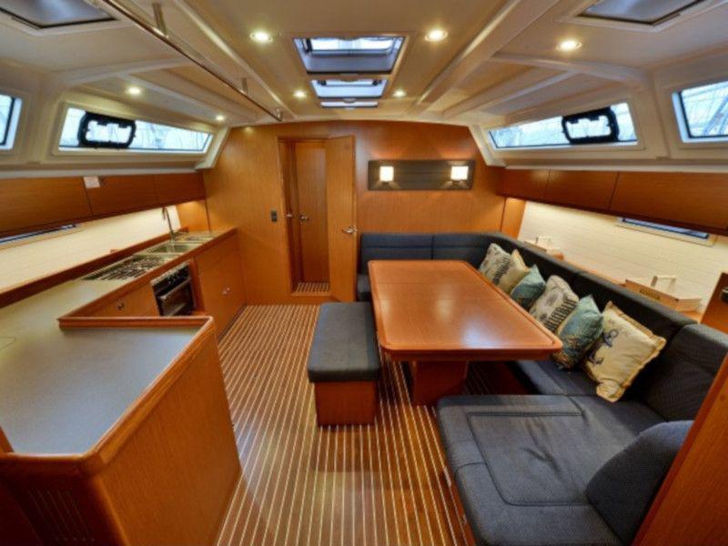 Book yachts online - sailboat - Bavaria Cruiser 46 - sw4-17 - rent