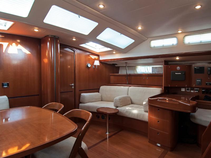 Book yachts online - sailboat - Beneteau 57 - Tajna - rent