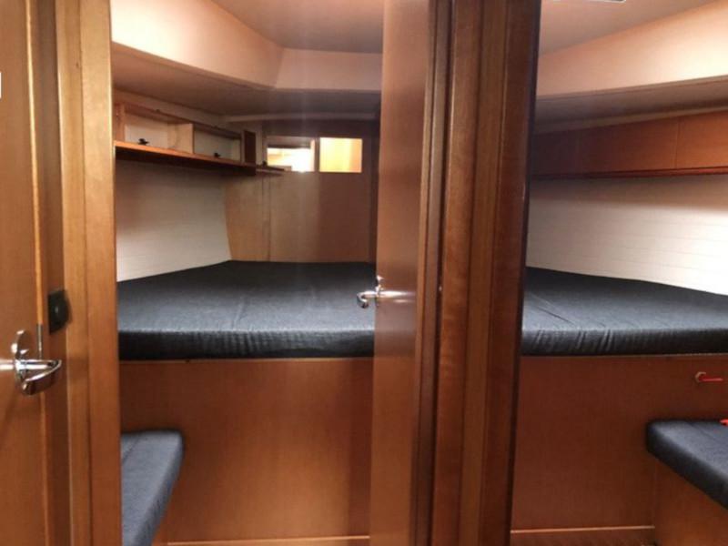 Book yachts online - sailboat - Bavaria Cruiser 46 - Rava - rent