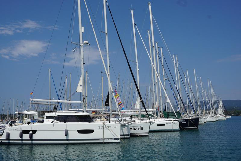Book yachts online - catamaran - Lucia 40 - Sigast - rent