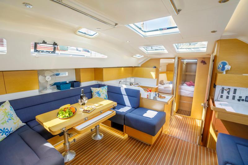 Book yachts online - sailboat - Elan 494 Impression - Wild Wind - rent